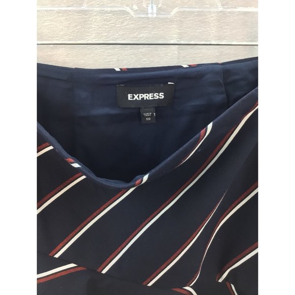 Express Fit & Flare Striped Mini Skirt Size 00 Zip Side Navy/Red/White - Picture 7 of 9